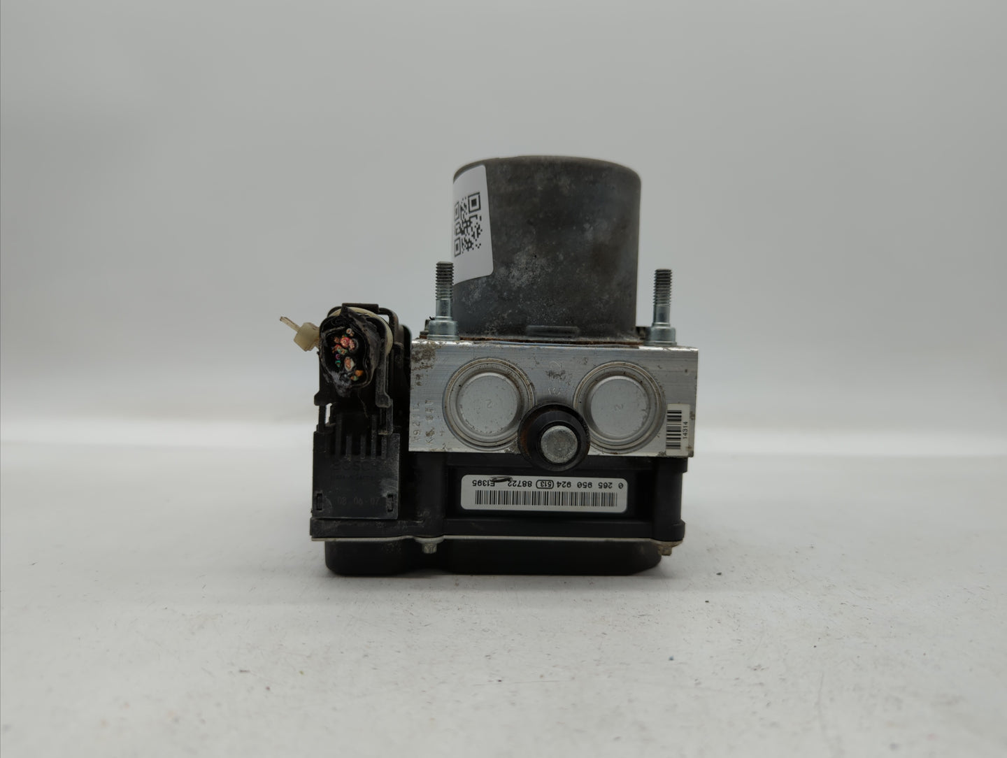 2009-2010 Subaru Forester ABS Pump Control Module Replacement P/N:27536SC012 Fits Fits 2009 2010 OEM Used Auto Parts - Oemus