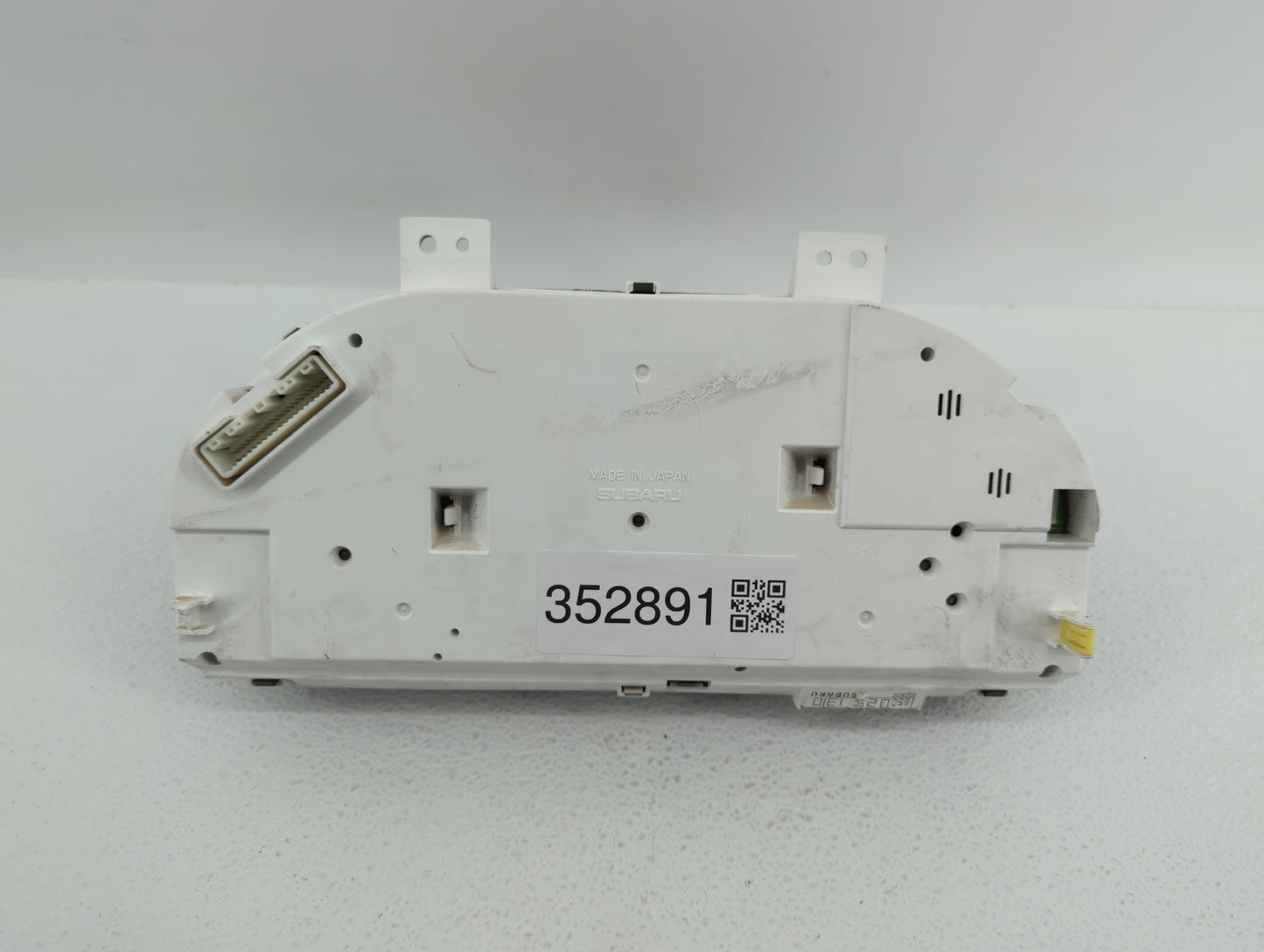 2009 Subaru Forester Instrument Cluster Speedometer Gauges P/N:85002SC130 Fits OEM Used Auto Parts - Oemusedautoparts1.com