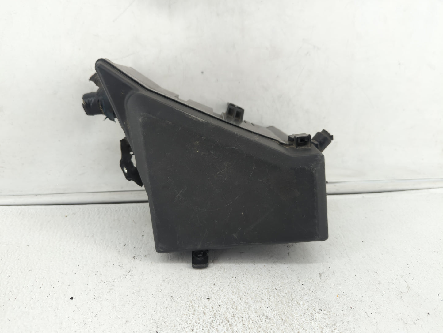 2009 Subaru Forester Fusebox Fuse Box Panel Relay Module P/N:82241FG010 241FG010, MB100200B Fits Fits 2008 2010 2011 OEM Use