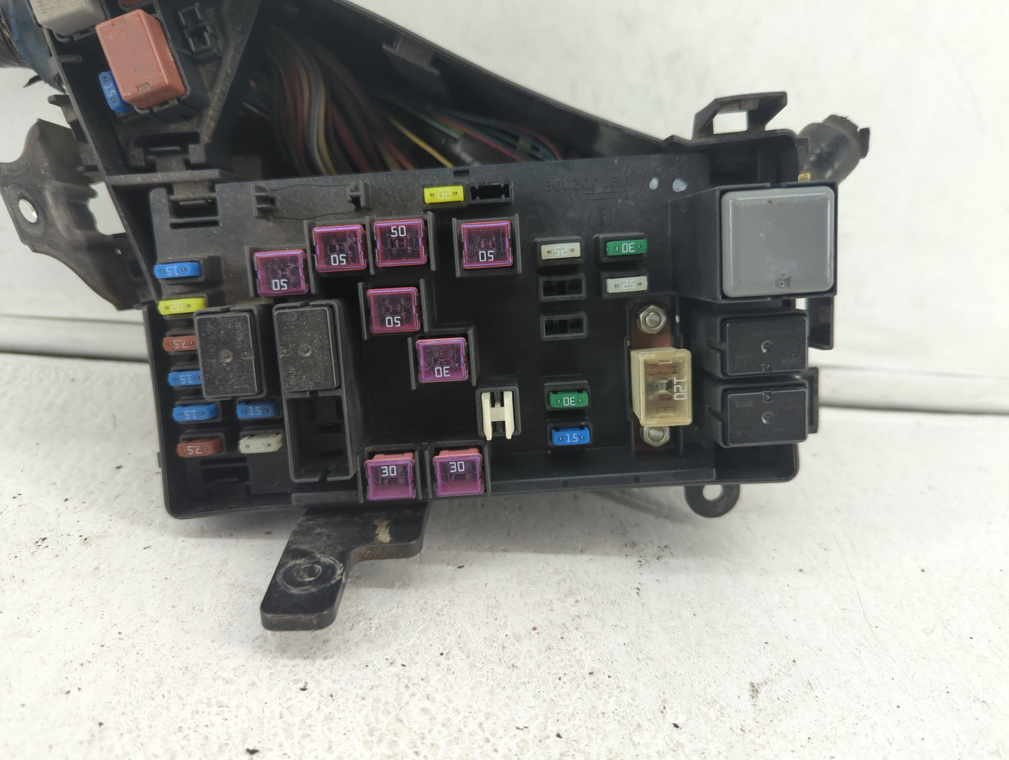 2009 Subaru Forester Fusebox Fuse Box Panel Relay Module P/N:82241FG010 241FG010, MB100200B Fits Fits 2008 2010 2011 OEM Use