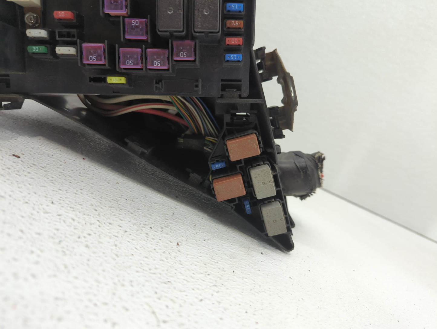 2009 Subaru Forester Fusebox Fuse Box Panel Relay Module P/N:MB502071B Fits Fits 2008 2010 2011 OEM Used Auto Parts - Oemuse