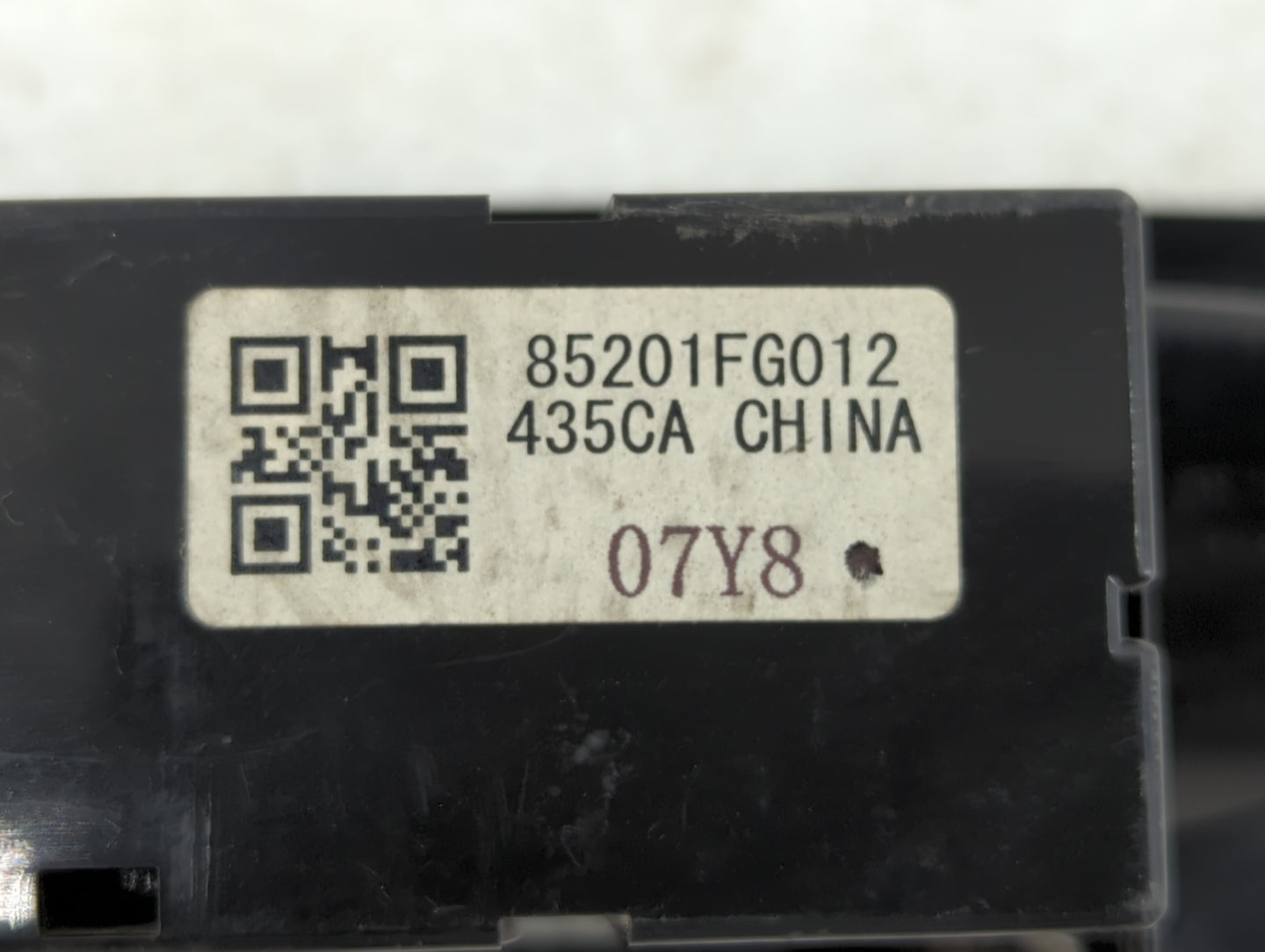 2009-2011 Subaru Forester Information Display Screen - Oemusedautoparts1.com