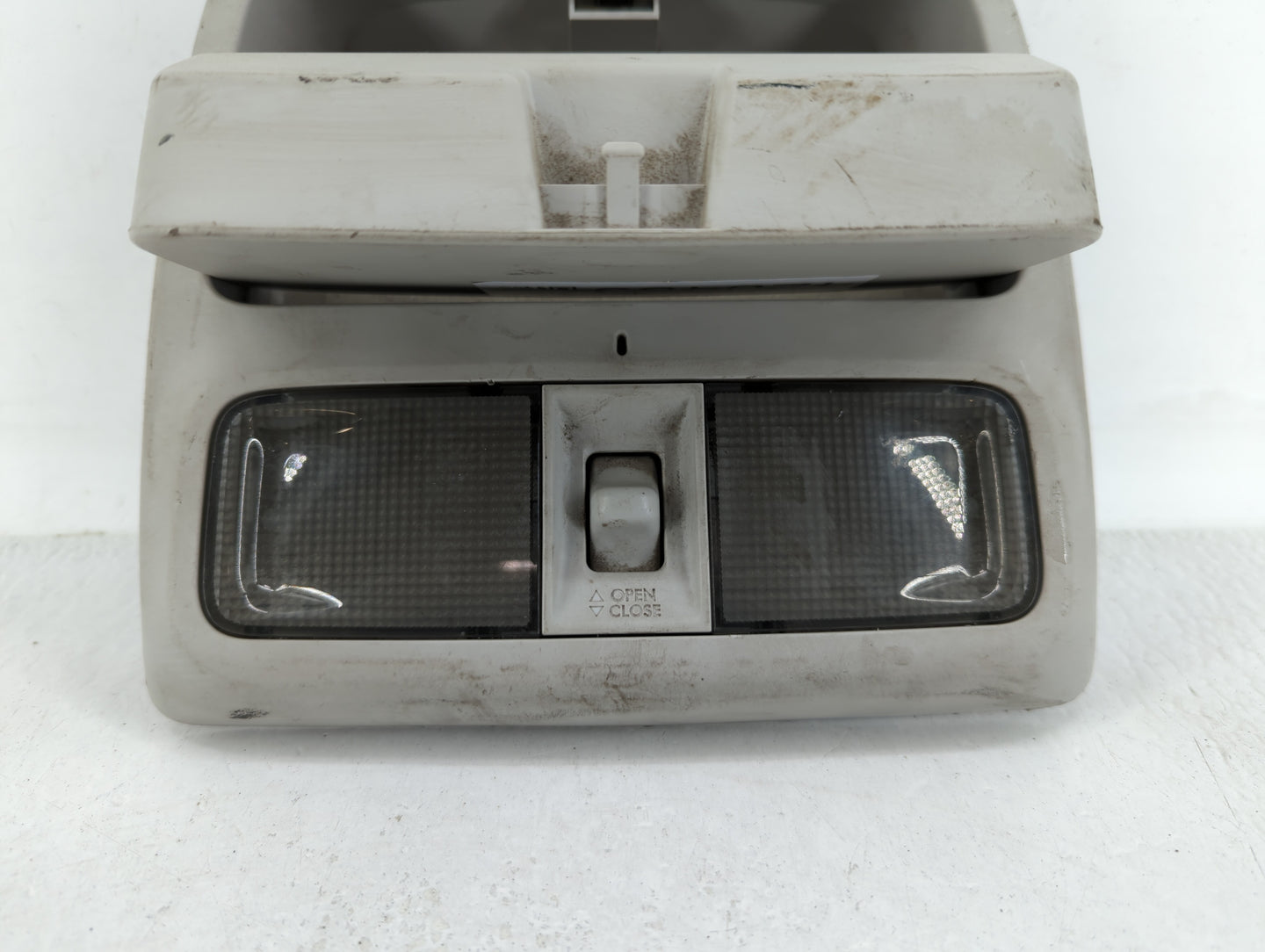 2009 Subaru Forester Overhead Roof Console - Oemusedautoparts1.com