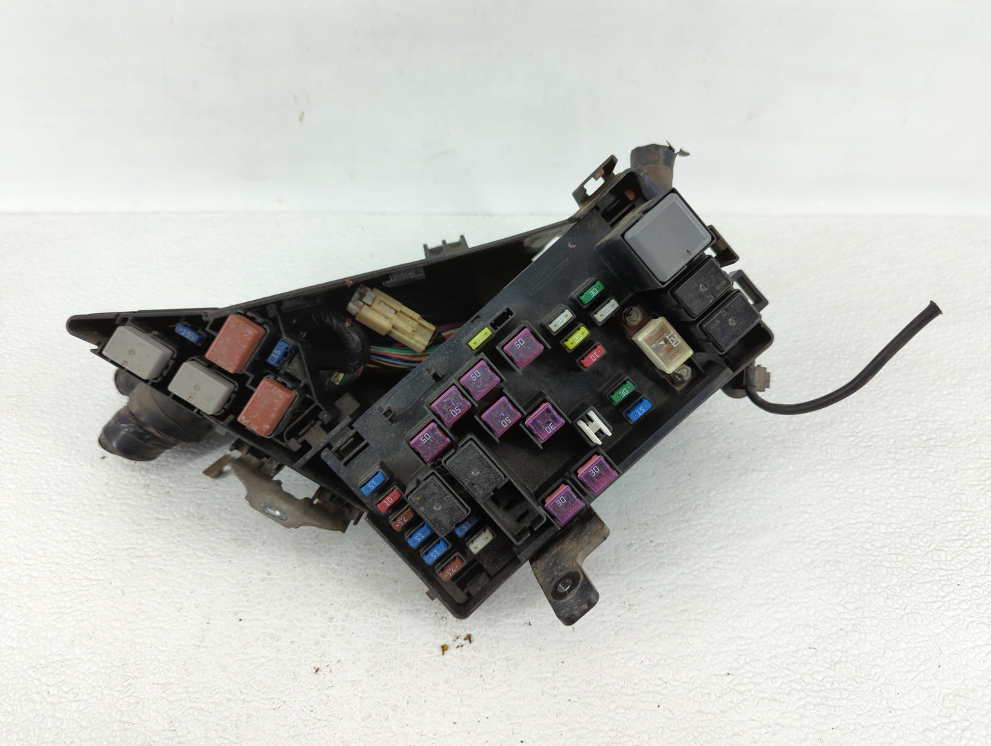 2009 Subaru Forester Fusebox Fuse Box Panel Relay Module P/N:MB100200B MB502095B, MB502071B, MB502096B Fits Fits 2008 2010 2