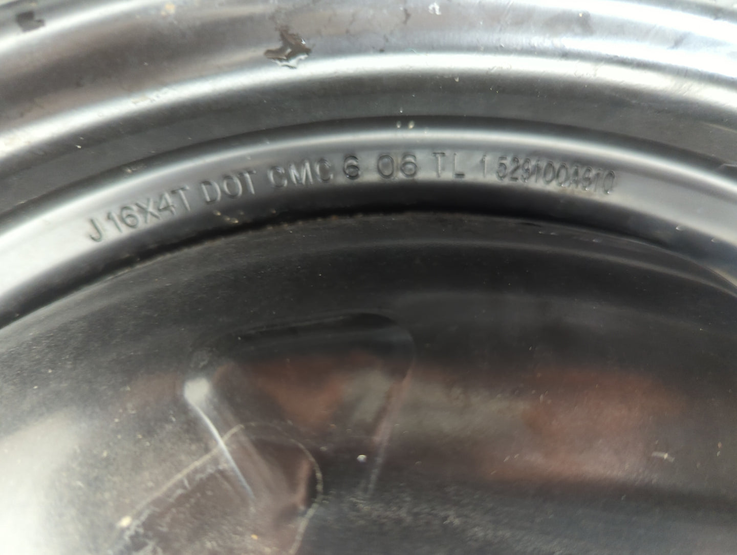 2009 Subaru Forester Spare Donut Tire Wheel Rim Oem - Oemusedautoparts1.com
