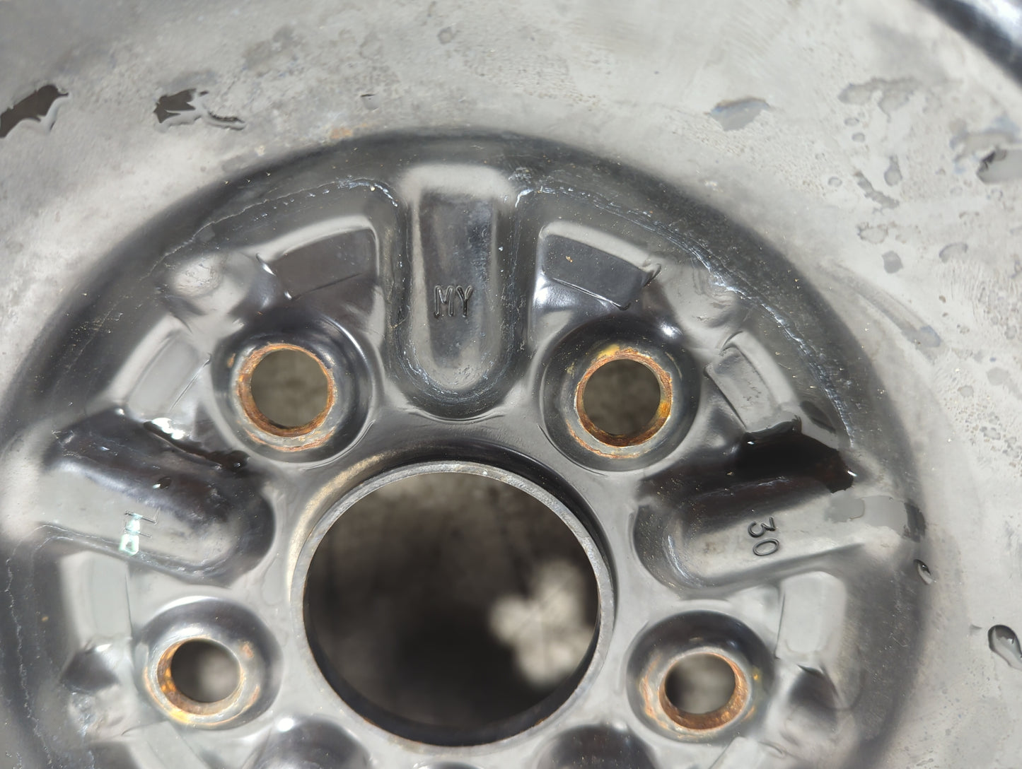 2009 Subaru Forester Spare Donut Tire Wheel Rim Oem - Oemusedautoparts1.com