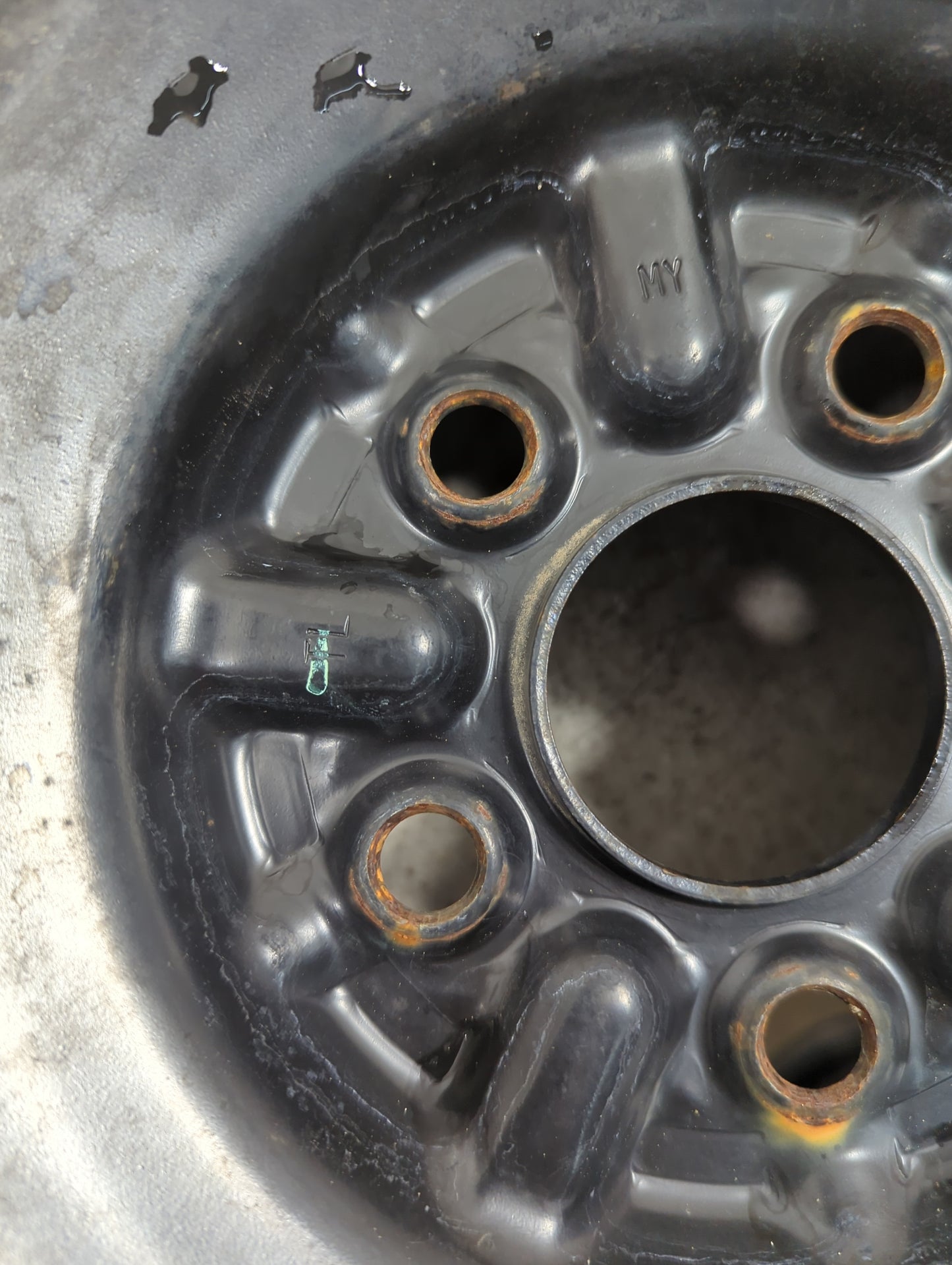 2009 Subaru Forester Spare Donut Tire Wheel Rim Oem - Oemusedautoparts1.com