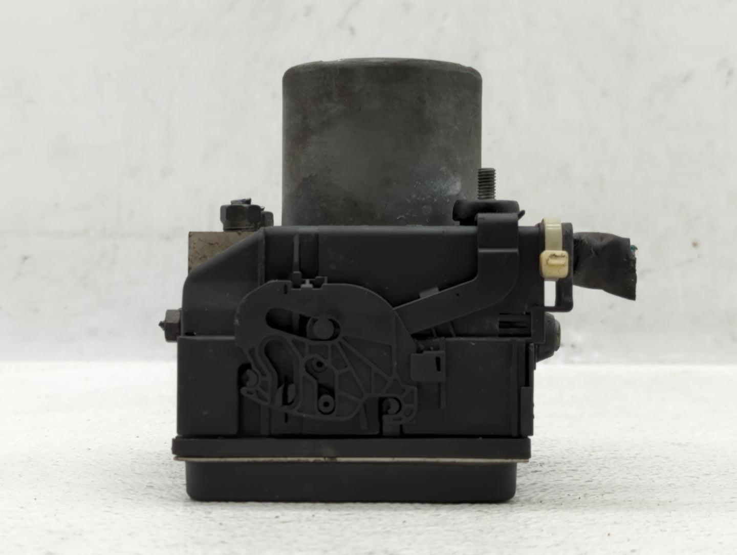 2009-2010 Subaru Forester ABS Pump Control Module Replacement P/N:27536SG002 Fits Fits 2009 2010 OEM Used Auto Parts - Oemus