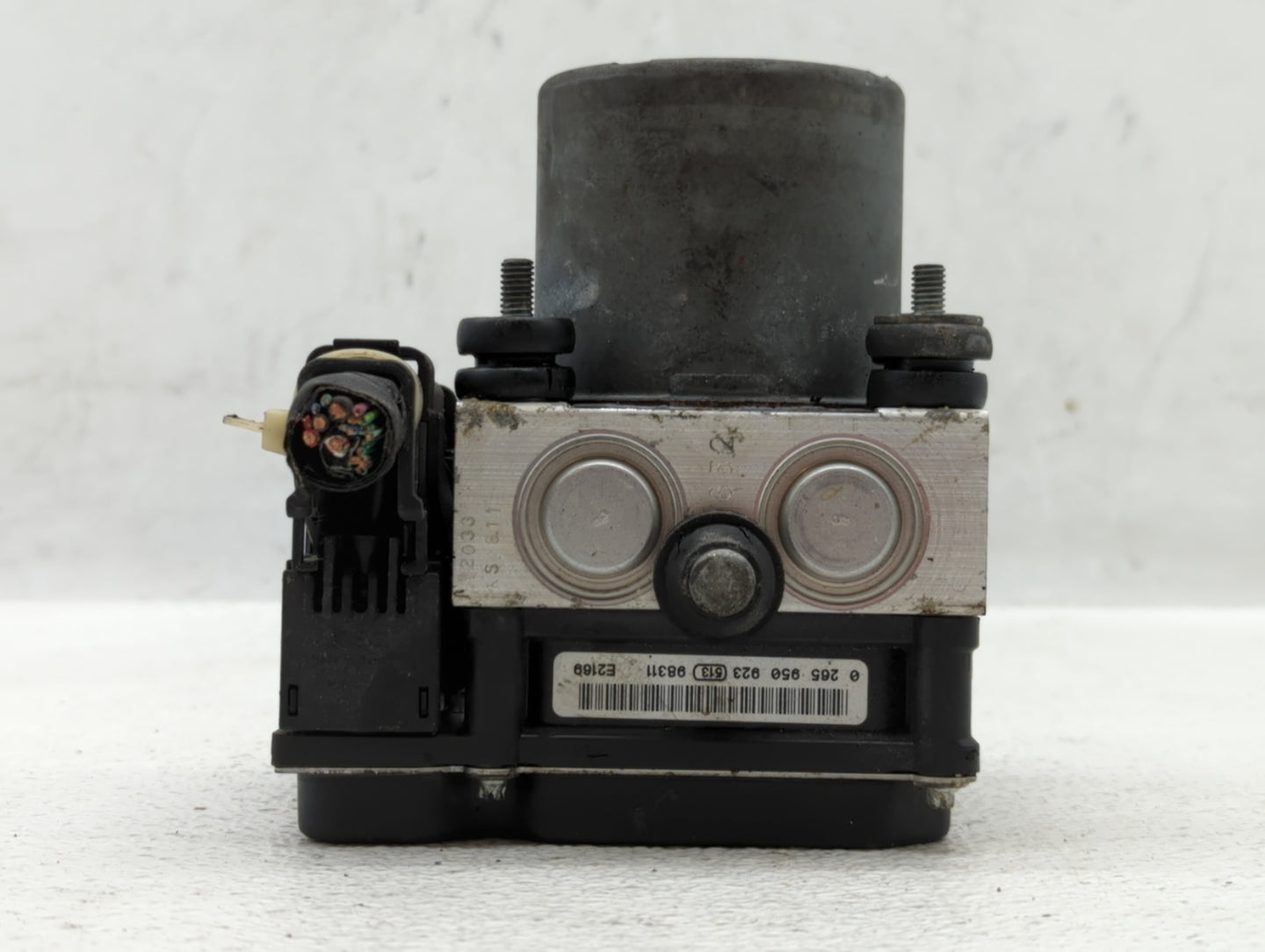 2009-2010 Subaru Forester ABS Pump Control Module Replacement P/N:27536SG002 Fits Fits 2009 2010 OEM Used Auto Parts - Oemus