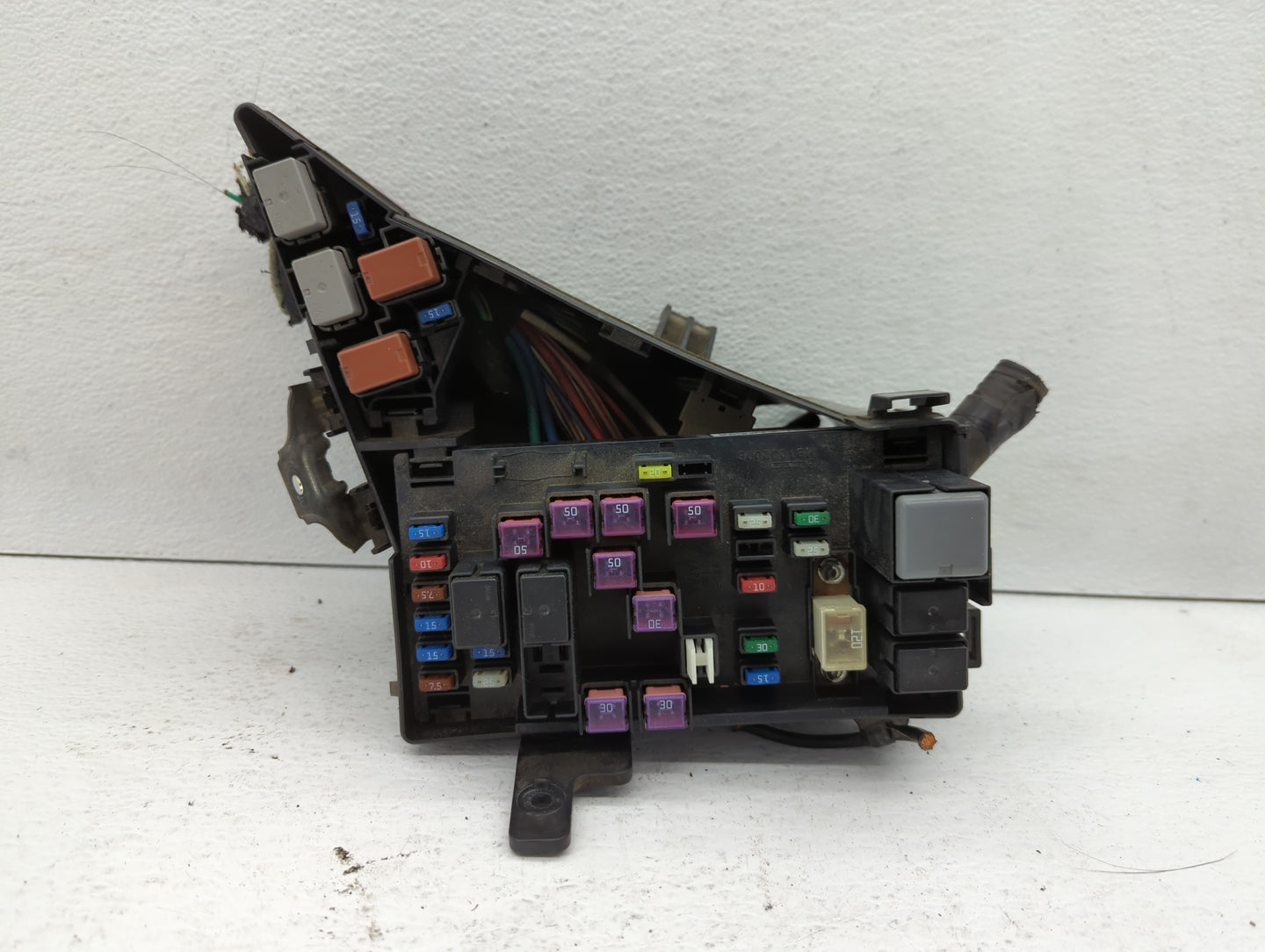 2009 Subaru Forester Fusebox Fuse Box Panel Relay Module Fits Fits 2008 2010 2011 OEM Used Auto Parts - Oemusedautoparts1.co