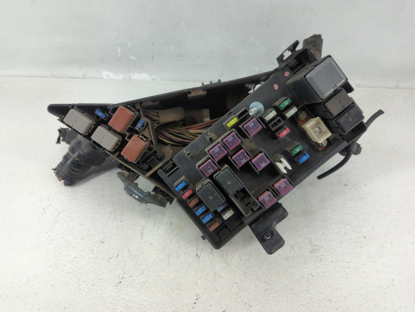 2009 Subaru Forester Fusebox Fuse Box Panel Relay Module P/N:MB100200B Fits Fits 2008 2010 2011 OEM Used Auto Parts - Oemuse