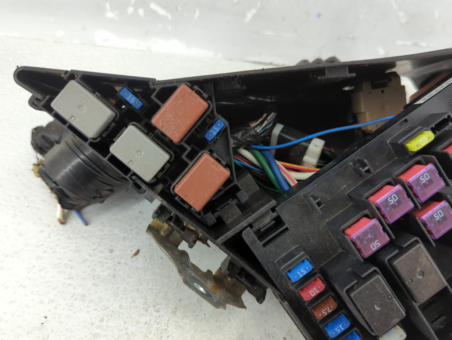 2009 Subaru Forester Fusebox Fuse Box Panel Relay Module P/N:MB100200B Fits Fits 2008 2010 2011 OEM Used Auto Parts - Oemuse