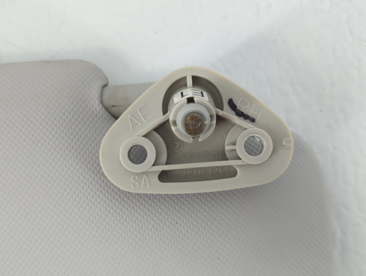 2009 Subaru Forester Sun Visor Shade Replacement Passenger Right Mirror Fits OEM Used Auto Parts - Oemusedautoparts1.com