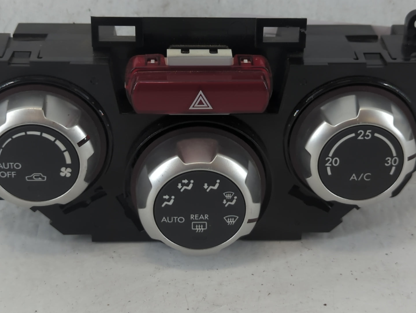 2009 Subaru Forester Climate Control Module Temperature AC/Heater Replacement P/N:72311 SC000 Fits OEM Used Auto Parts - Oem