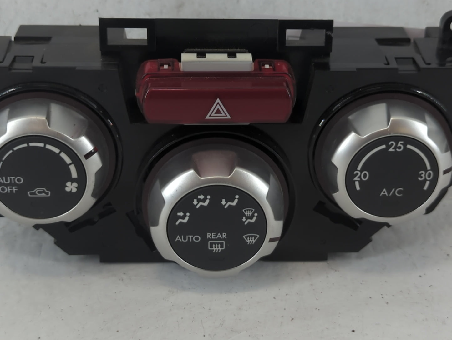 2009 Subaru Forester Climate Control Module Temperature AC/Heater Replacement P/N:72311 SC000 Fits OEM Used Auto Parts - Oem