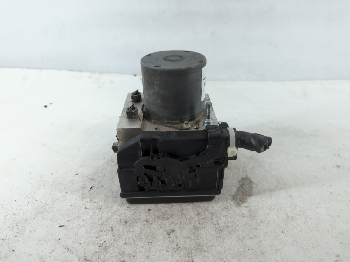 2009-2010 Subaru Forester ABS Pump Control Module Replacement P/N:27536SC002 0 265 230 199 Fits Fits 2009 2010 OEM Used Auto