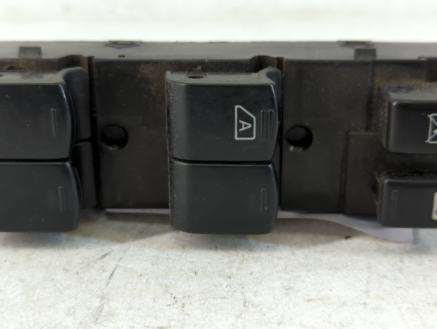 2009-2010 Subaru Forester Master Power Window Switch Replacement Driver Side Left P/N:157415 Fits Fits 2008 2009 2010 OEM Us