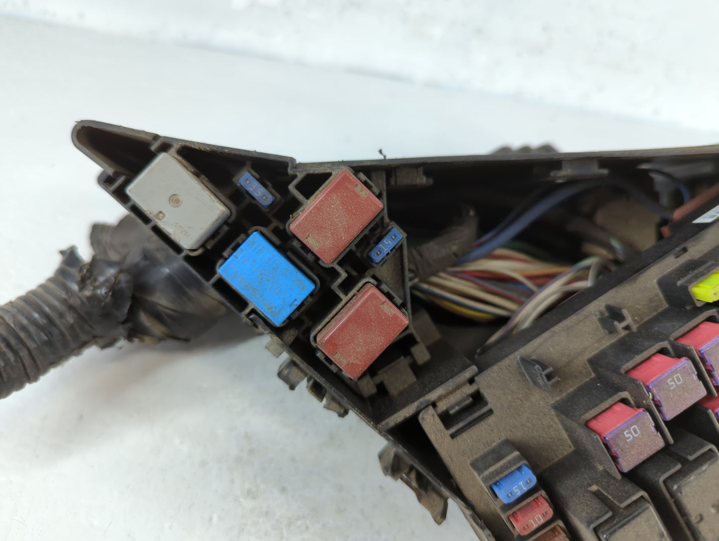 2009 Subaru Forester Fusebox Fuse Box Panel Relay Module P/N:MB100200B Fits Fits 2008 2010 2011 OEM Used Auto Parts - Oemuse