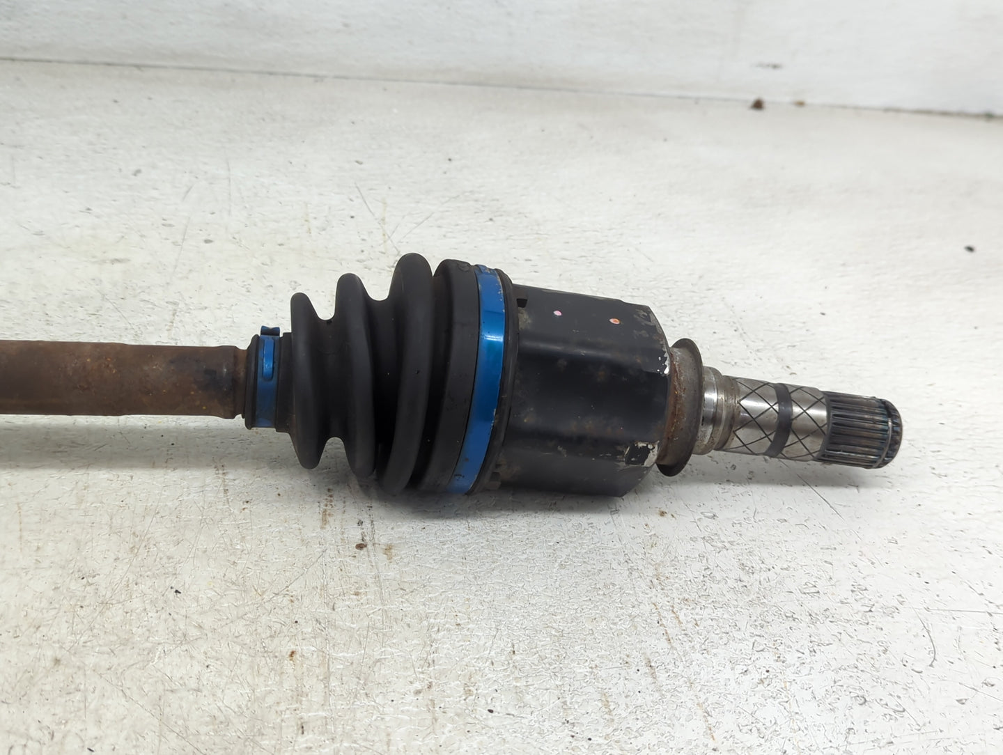 2008-2011 Subaru Impreza Axle Shaft Front Passenger Cv C/v - Oemusedautoparts1.com