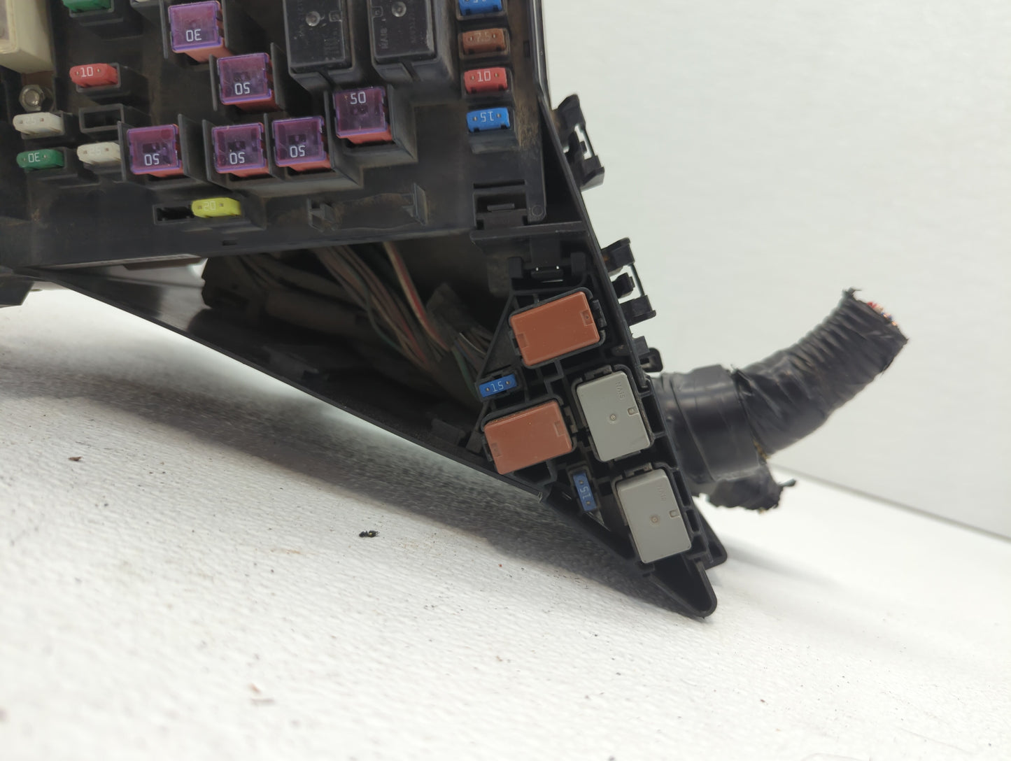 2008-2011 Subaru Impreza Fusebox Fuse Box Panel Relay Module P/N:MB502096B 82241FG010, 241FG010 Fits Fits 2008 2009 2010 201