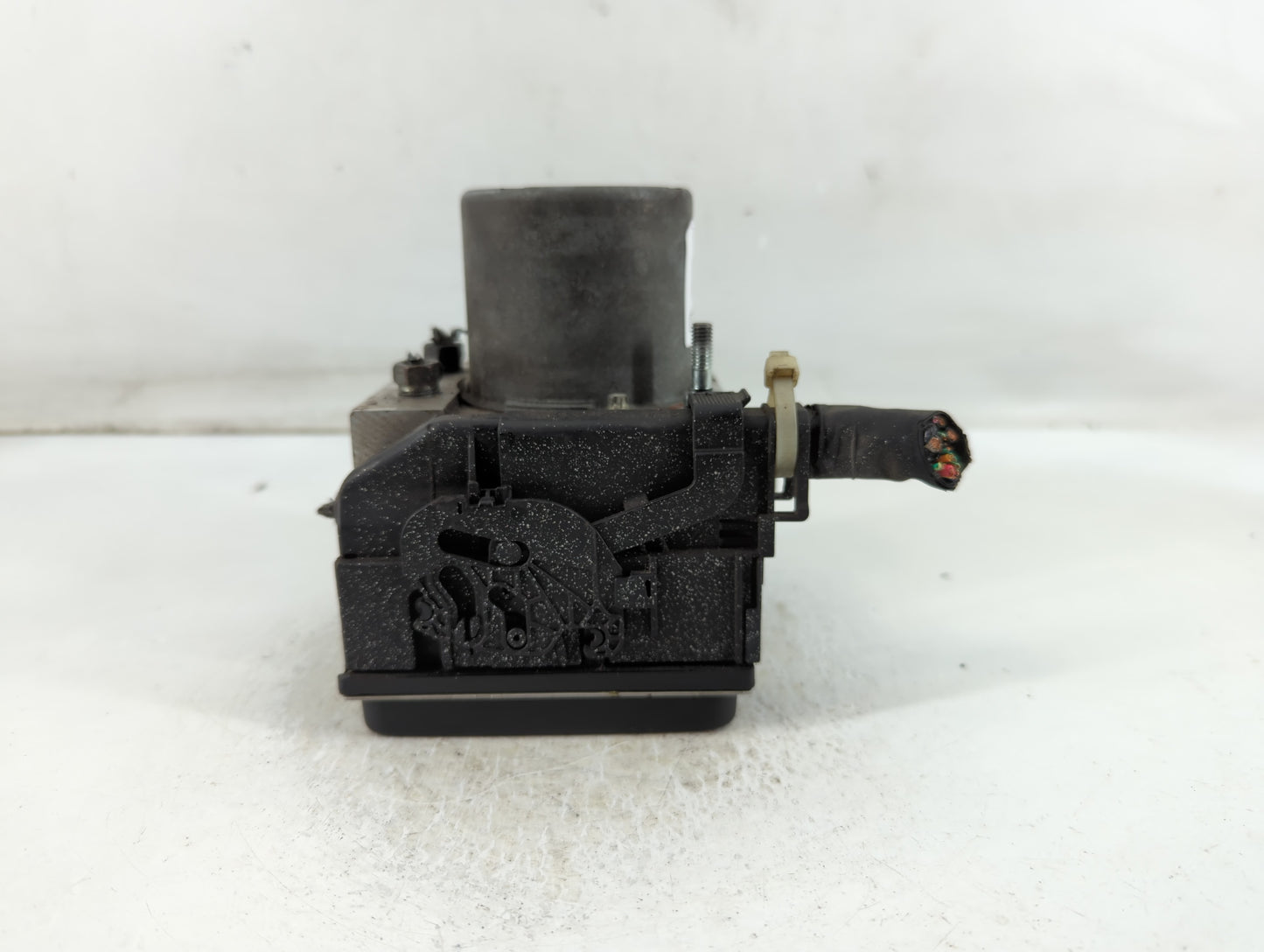 2008-2009 Subaru Impreza ABS Pump Control Module Replacement P/N:0 265 230 485 Fits Fits 2008 2009 OEM Used Auto Parts - Oem