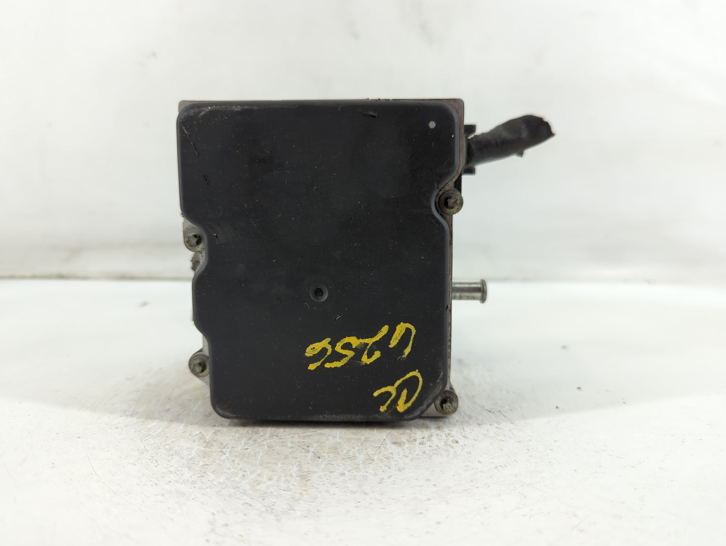 2008-2009 Subaru Impreza ABS Pump Control Module Replacement P/N:0 265 230 485 Fits Fits 2008 2009 OEM Used Auto Parts - Oem