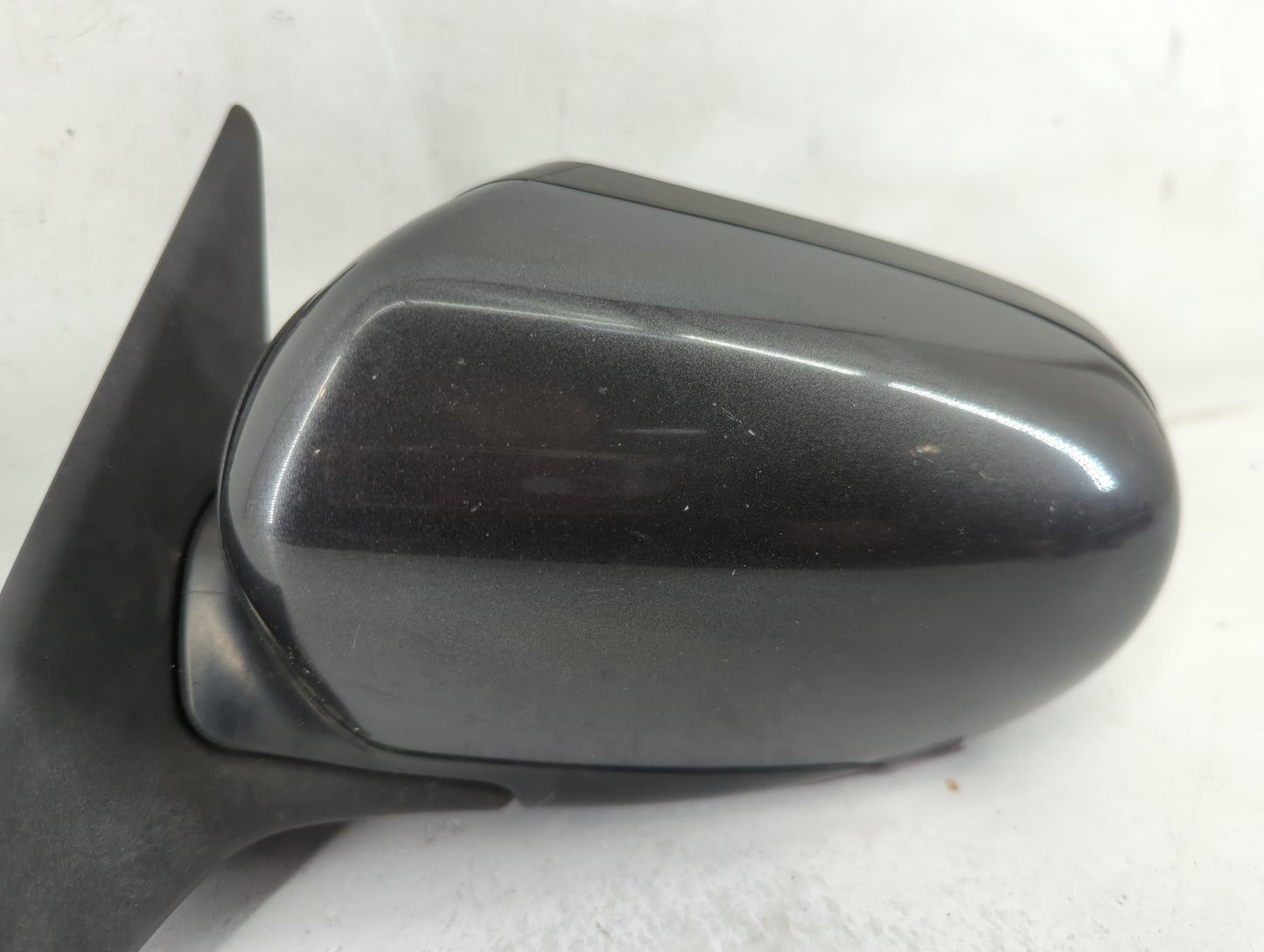 2005-2009 Subaru Legacy Driver Side View Mirror - Left Door Mirror OEM Used - Oemusedautoparts1.com