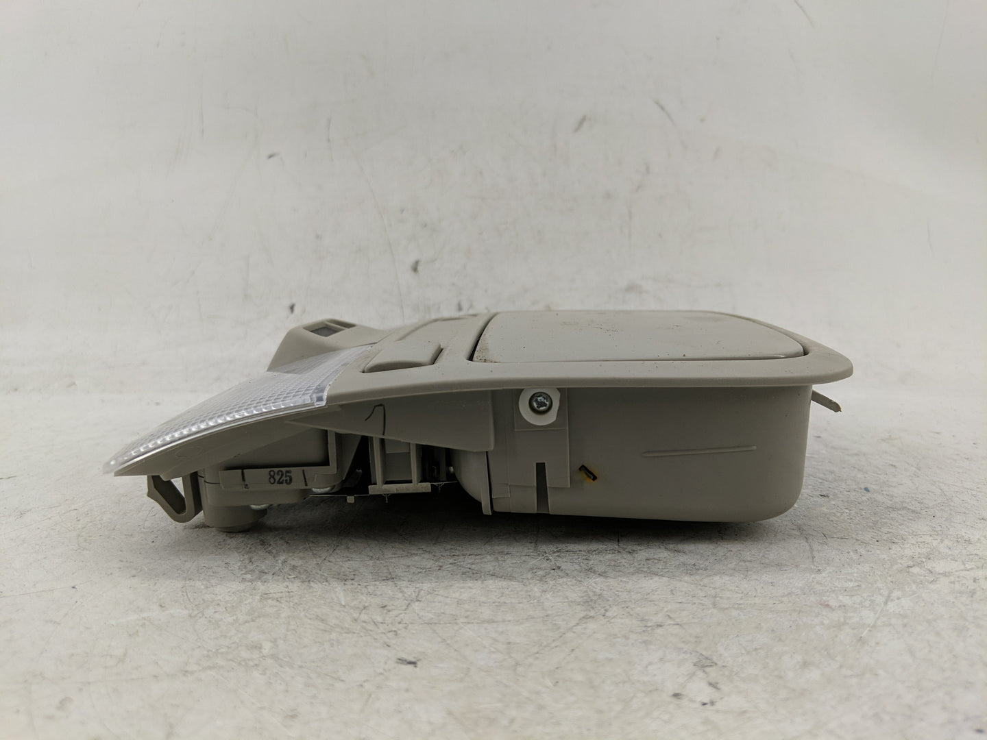 2009 Subaru Legacy Overhead Roof Console - Oemusedautoparts1.com