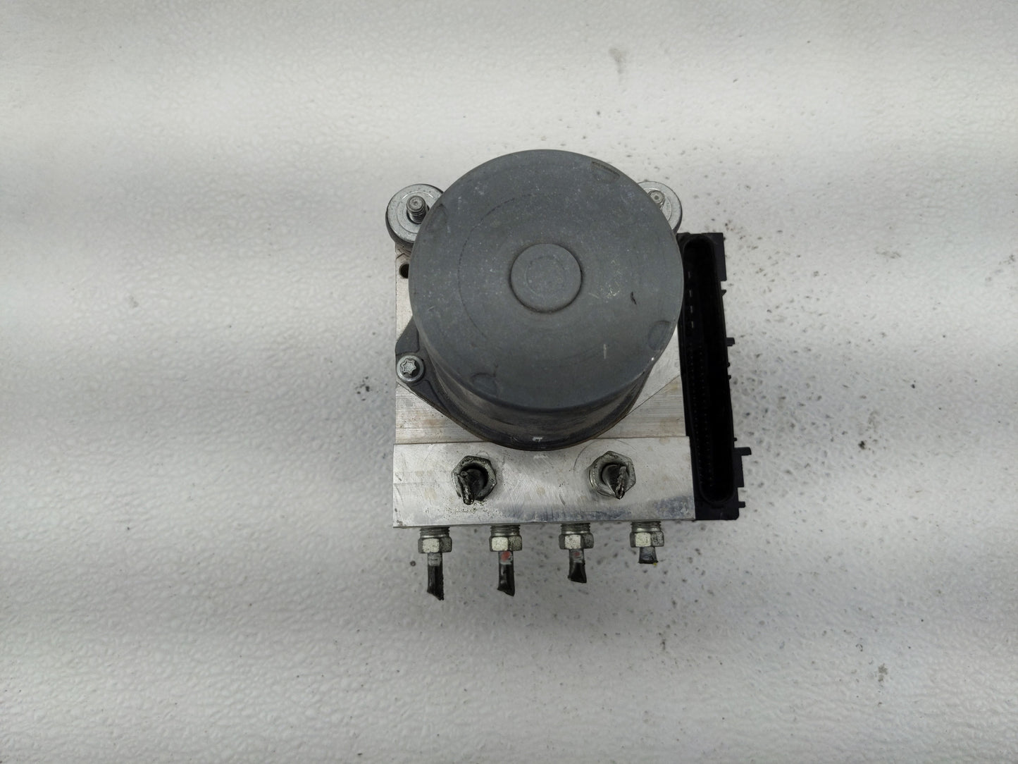 2008-2009 Subaru Legacy ABS Pump Control Module Replacement Fits Fits 2008 2009 OEM Used Auto Parts - Oemusedautoparts1.com