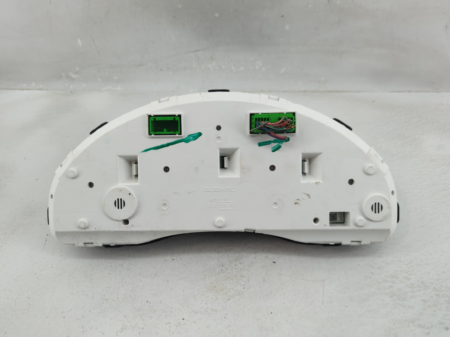2009 Subaru Legacy Instrument Cluster Speedometer Gauges P/N:85014AG66B Fits OEM Used Auto Parts - Oemusedautoparts1.com