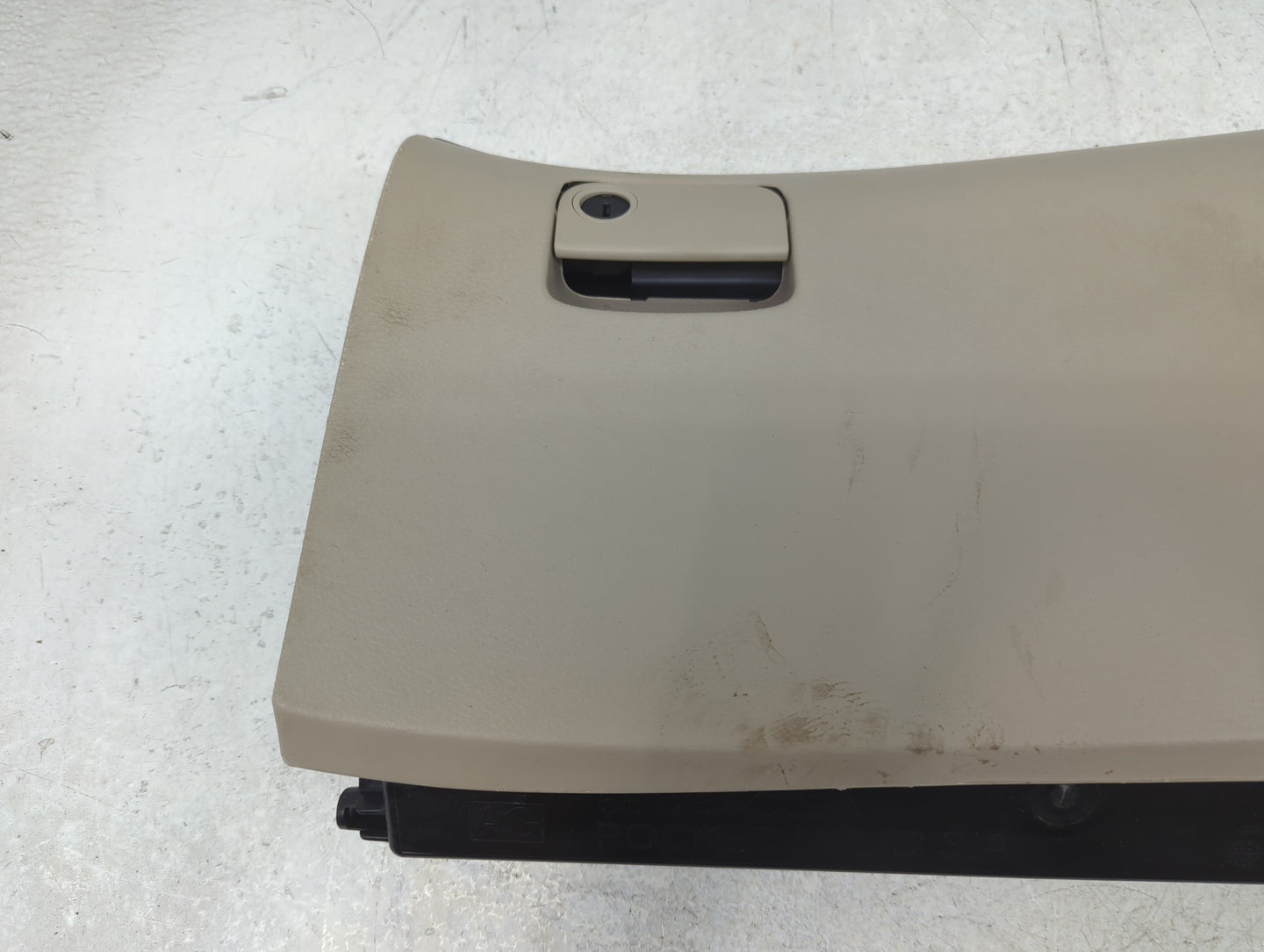 2009 Subaru Legacy Passenger Glove Box Door Storage Compartment - Oemusedautoparts1.com