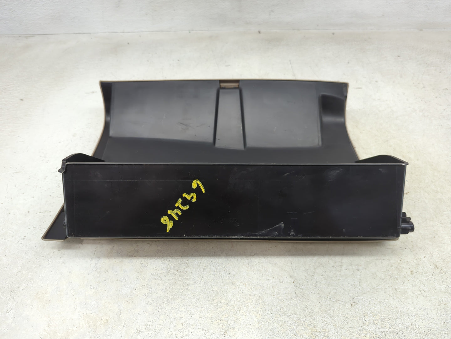 2009 Subaru Legacy Passenger Glove Box Door Storage Compartment - Oemusedautoparts1.com