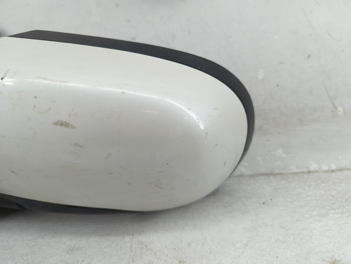 2005-2009 Subaru Legacy Driver Side View Mirror - Left Door Mirror OEM Used - Oemusedautoparts1.com