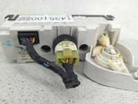2005-2009 Subaru Legacy Climate Control Module Temperature AC/Heater Replacement P/N:72311AG04A 46570-2683 Fits OEM Used Aut