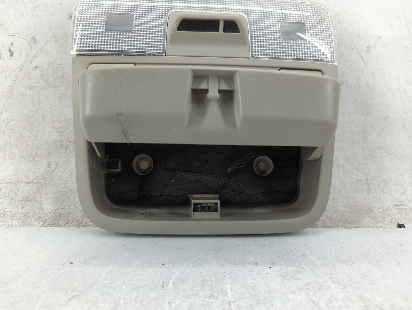 2009 Subaru Legacy Overhead Roof Console Beige - Oemusedautoparts1.com