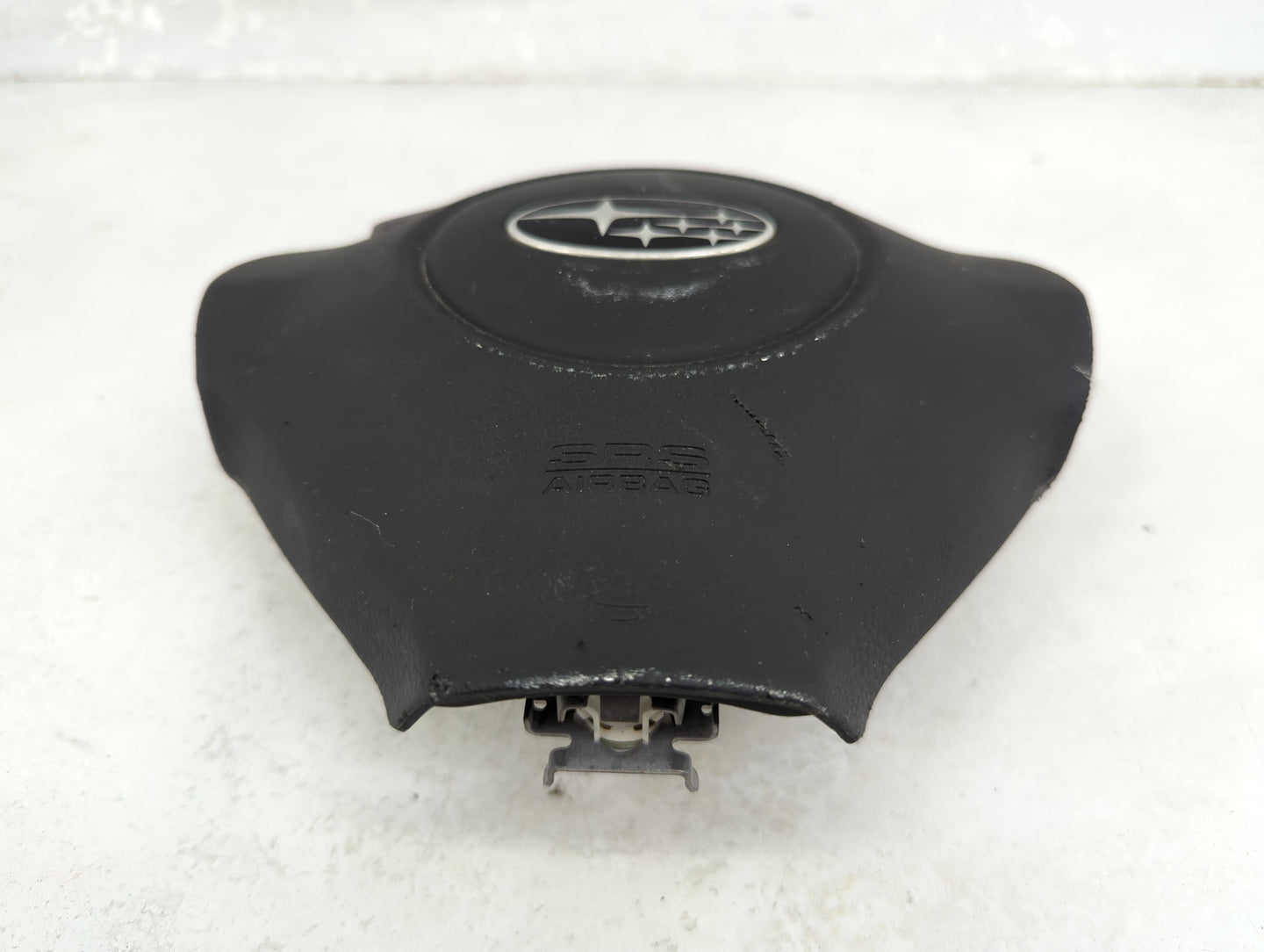 2008-2009 Subaru Legacy Air Bag Driver Left Steering Wheel Mounted 1466097 - Oemusedautoparts1.com
