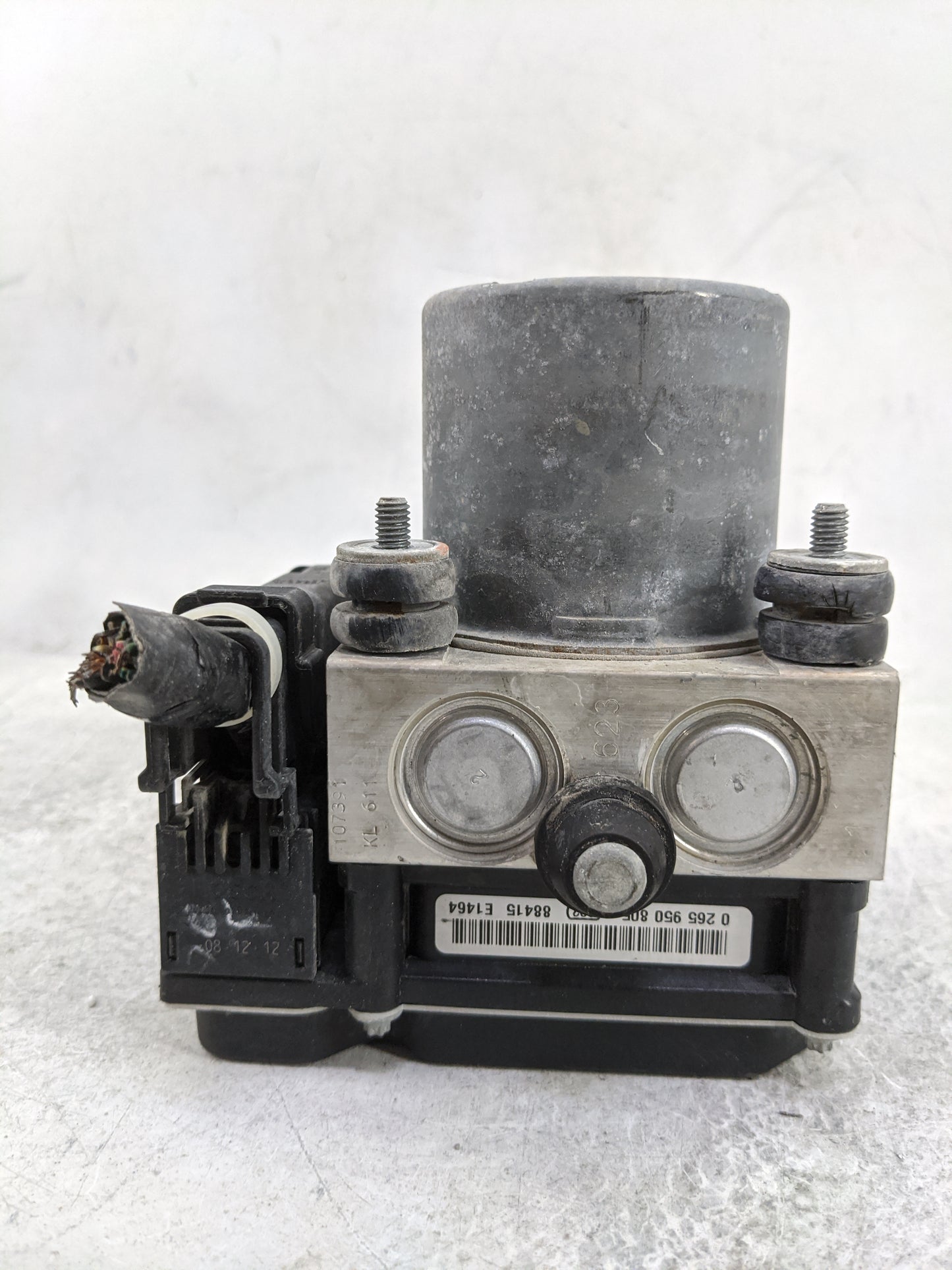 2008-2009 Subaru Legacy ABS Pump Control Module Replacement P/N:0265234735 0265950805, 88415 E1464 Fits Fits 2008 2009 OEM U