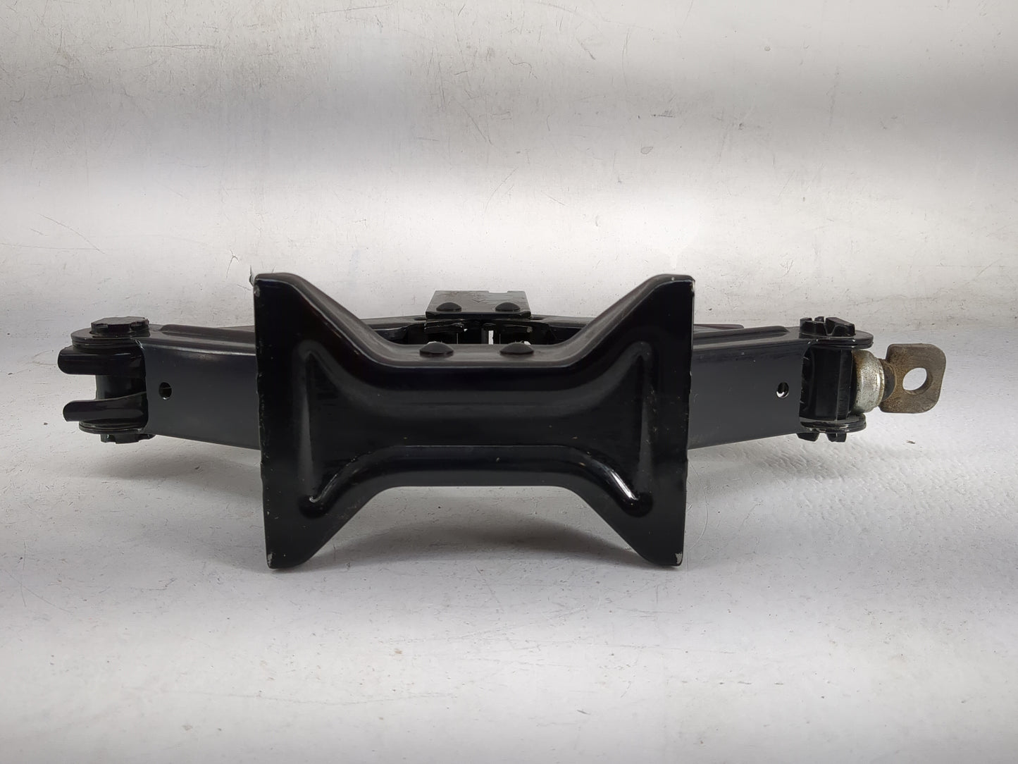 2009 Subaru Legacy Spare Scissor Car Jack Black - Oemusedautoparts1.com