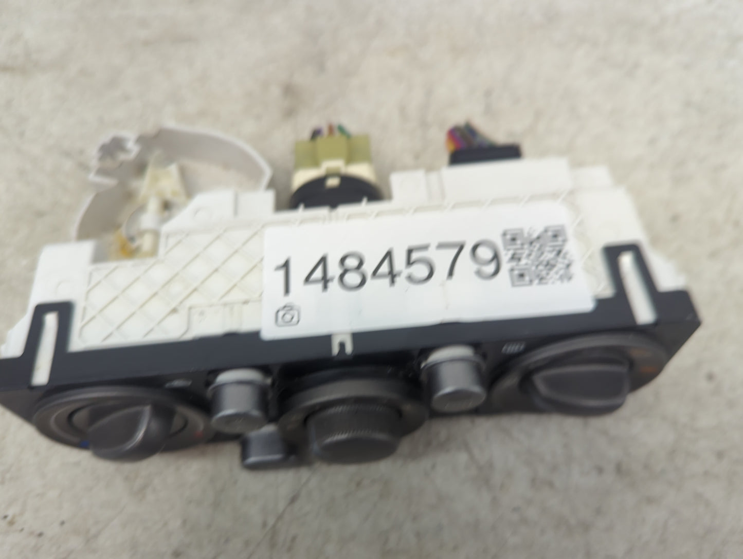 2005-2009 Subaru Legacy Climate Control Module Temperature AC/Heater Replacement P/N:72311AG04A 146570-2683 Fits OEM Used Au