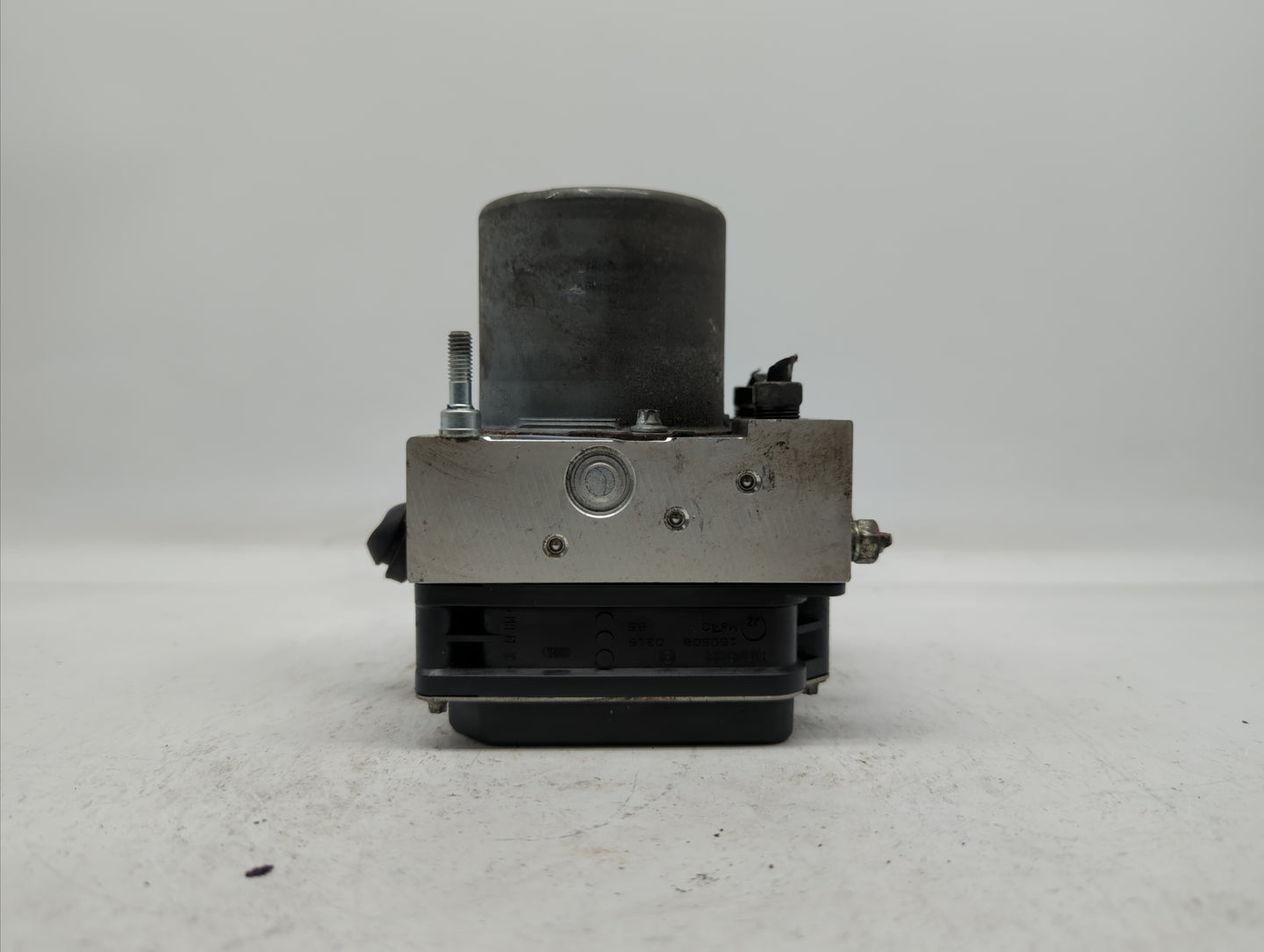 2008-2009 Subaru Legacy ABS Pump Control Module Replacement P/N:27534AG14A Fits Fits 2008 2009 OEM Used Auto Parts - Oemused