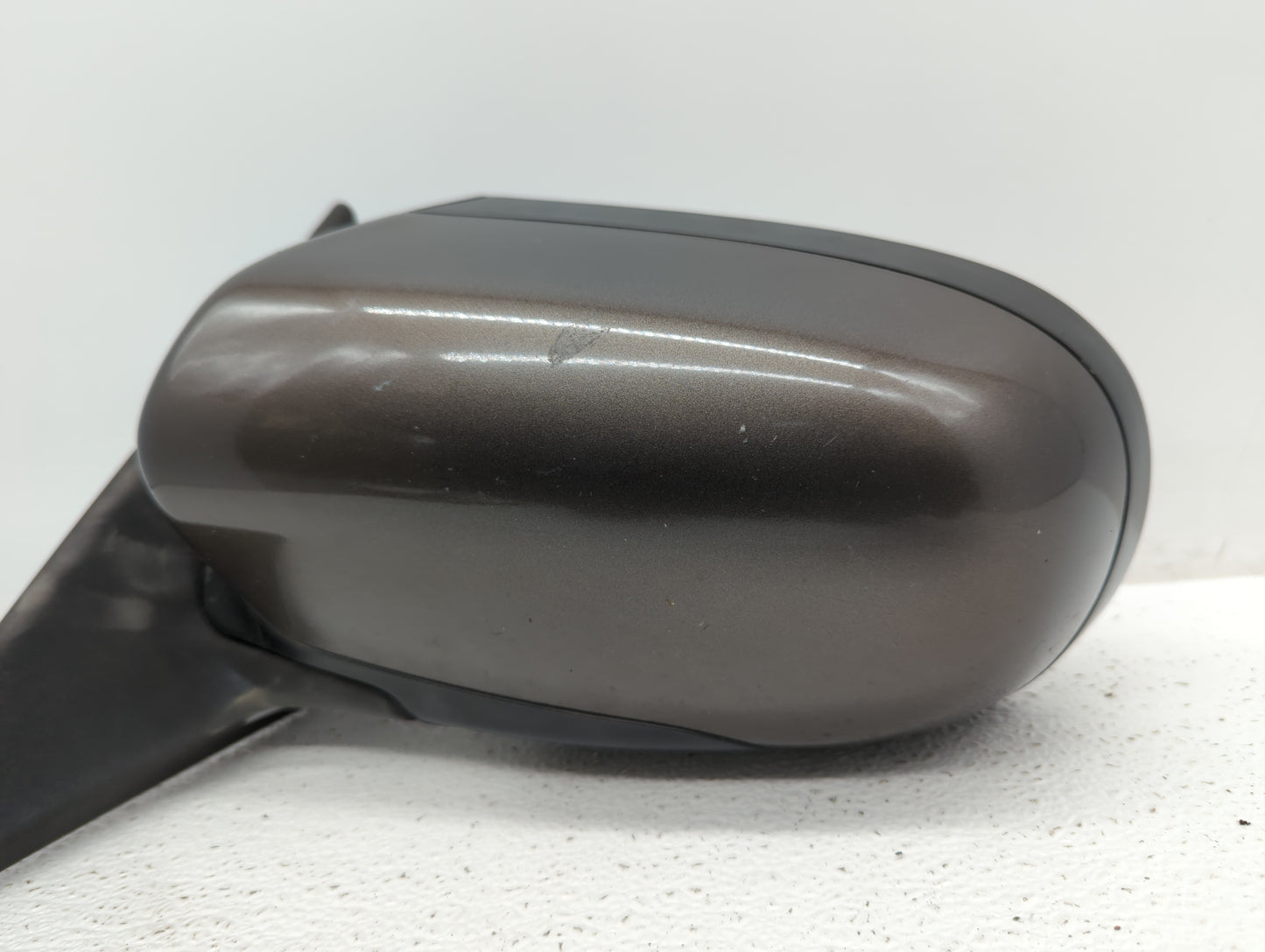 2005-2009 Subaru Legacy Driver Side View Mirror - Left Door Mirror OEM Used - Oemusedautoparts1.com