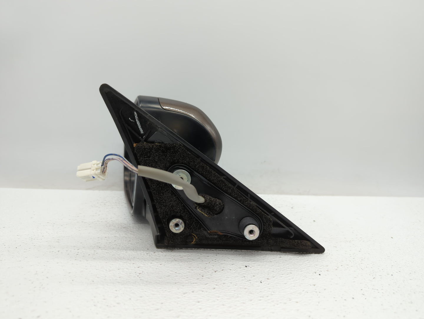 2005-2009 Subaru Legacy Driver Side View Mirror - Left Door Mirror OEM Used - Oemusedautoparts1.com