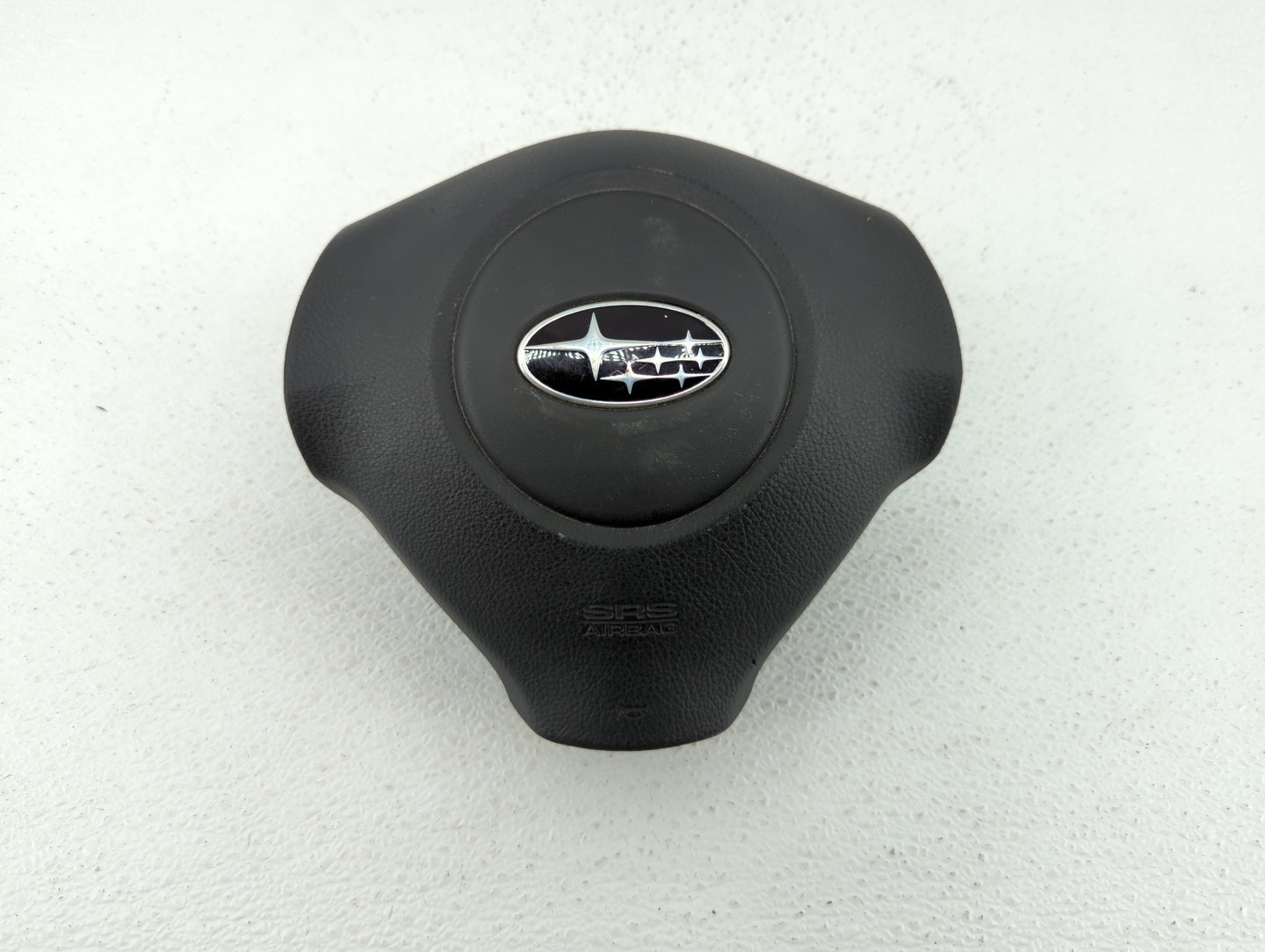 2008-2009 Subaru Legacy Air Bag Driver Left Steering Wheel Mounted Fits Fits 2008 2009 OEM Used Auto Parts - Oemusedautopart