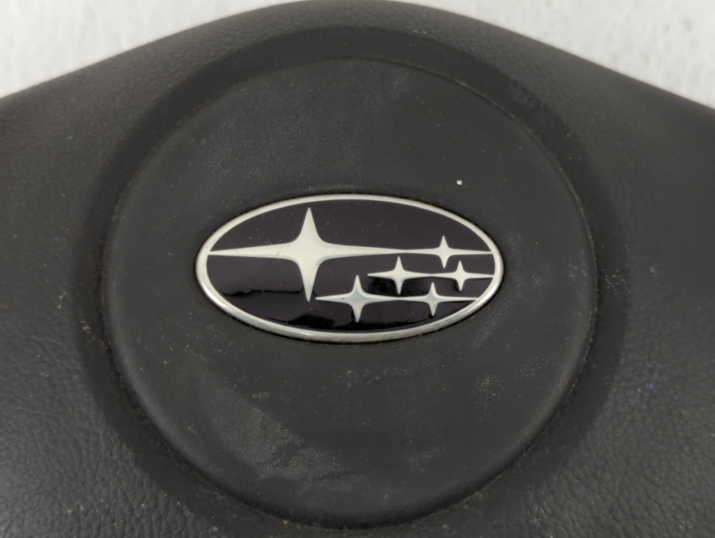 2008-2009 Subaru Legacy Air Bag Driver Left Steering Wheel Mounted Fits Fits 2008 2009 OEM Used Auto Parts - Oemusedautopart