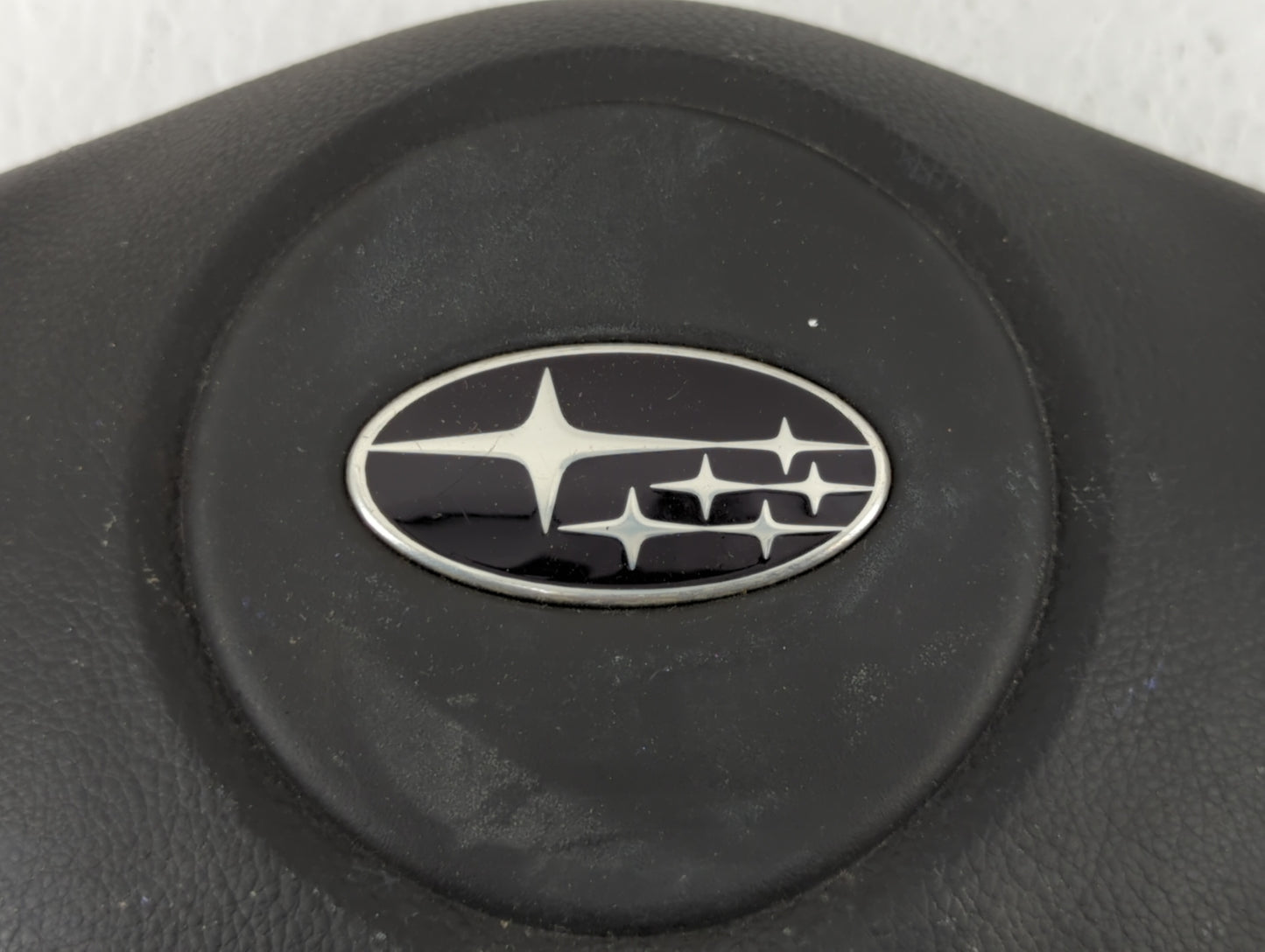 2008-2009 Subaru Legacy Air Bag Driver Left Steering Wheel Mounted Fits Fits 2008 2009 OEM Used Auto Parts - Oemusedautopart