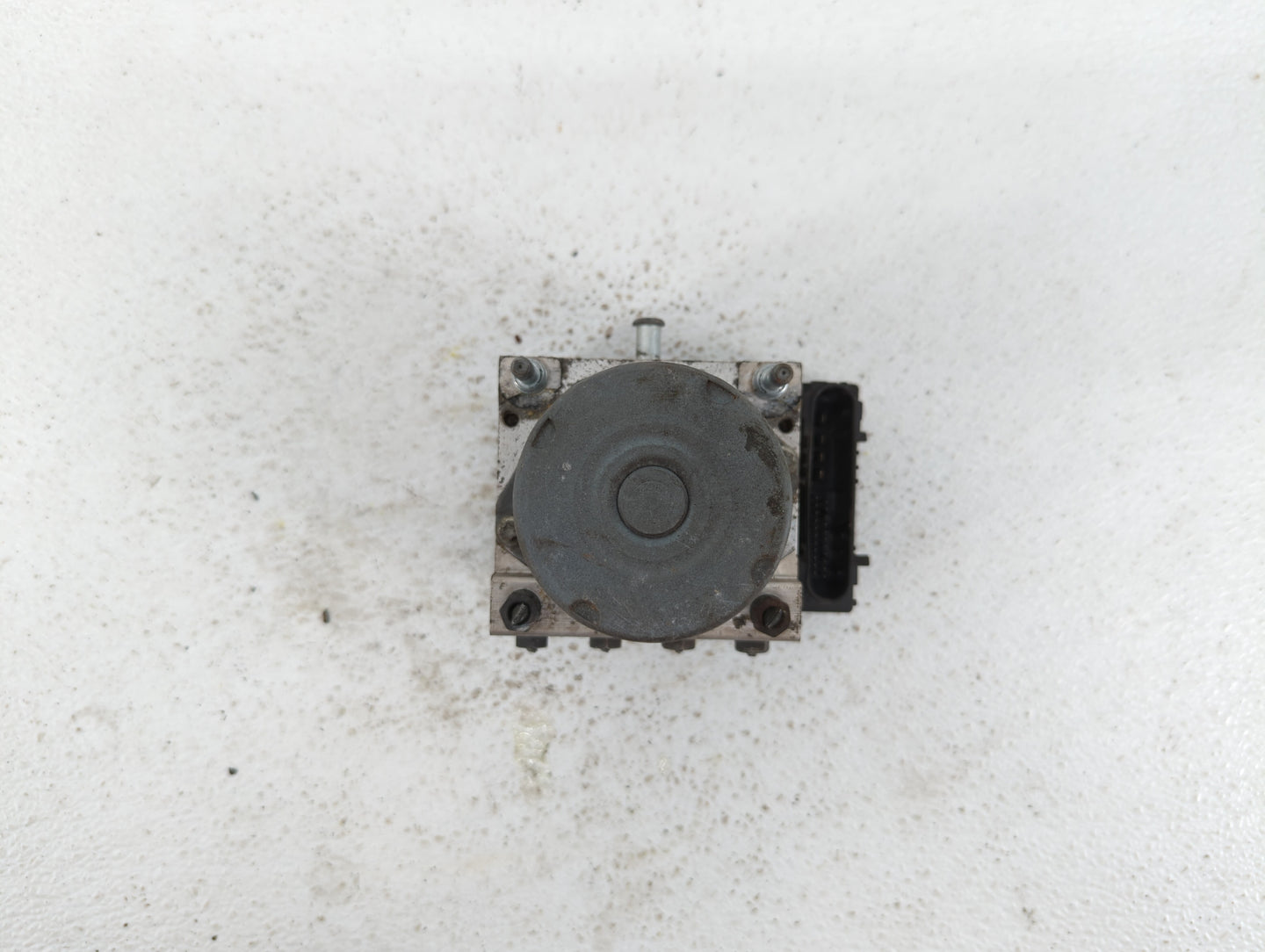 2008-2009 Subaru Legacy ABS Pump Control Module Replacement P/N:27536AG31A Fits Fits 2008 2009 OEM Used Auto Parts - Oemused