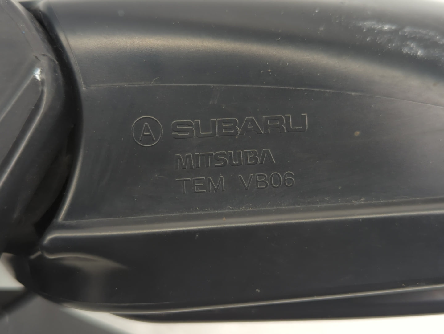 2005-2009 Subaru Legacy Driver Side View Mirror - Left Door Mirror OEM Used - Oemusedautoparts1.com