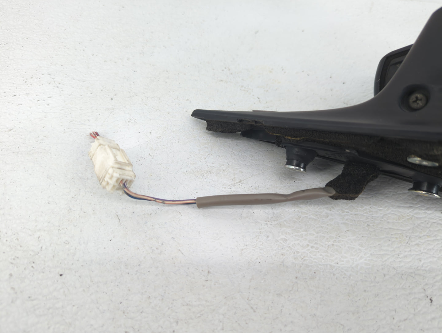 2005-2009 Subaru Legacy Driver Side View Mirror - Left Door Mirror OEM Used - Oemusedautoparts1.com
