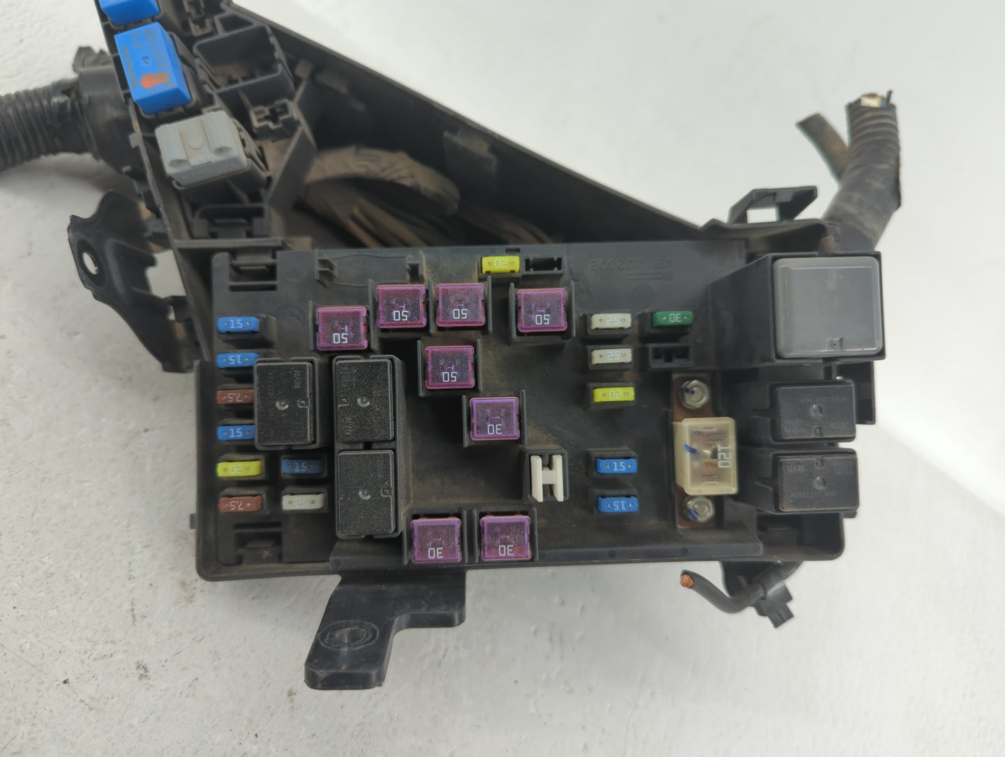 2006-2009 Subaru Legacy Fusebox Fuse Box Panel Relay Module P/N:MB100200B Fits Fits 2006 2007 2008 2009 OEM Used Auto Parts 
