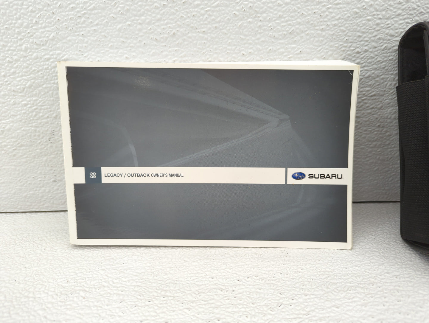 2009 Subaru Legacy Owners Manual Book Guide OEM Used Auto Parts - Oemusedautoparts1.com